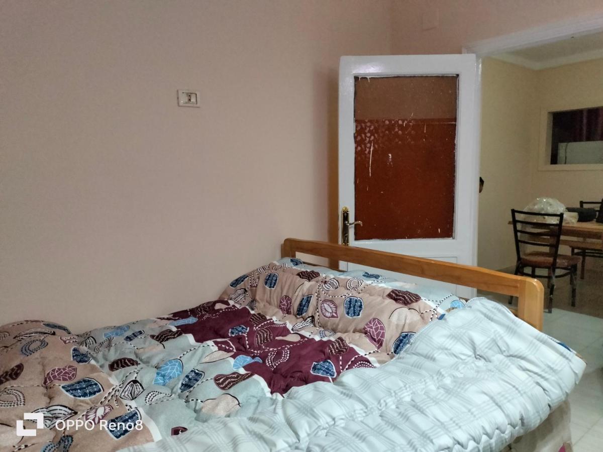 Family Apartment - Next To Abdeen Palace And Museum Κάιρο Εξωτερικό φωτογραφία